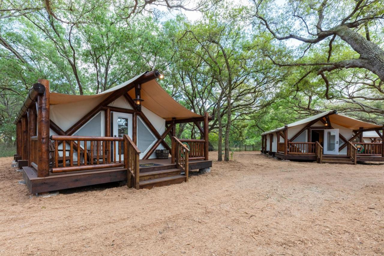 Westgate River Ranch Resort & Rodeo Exteriör bild