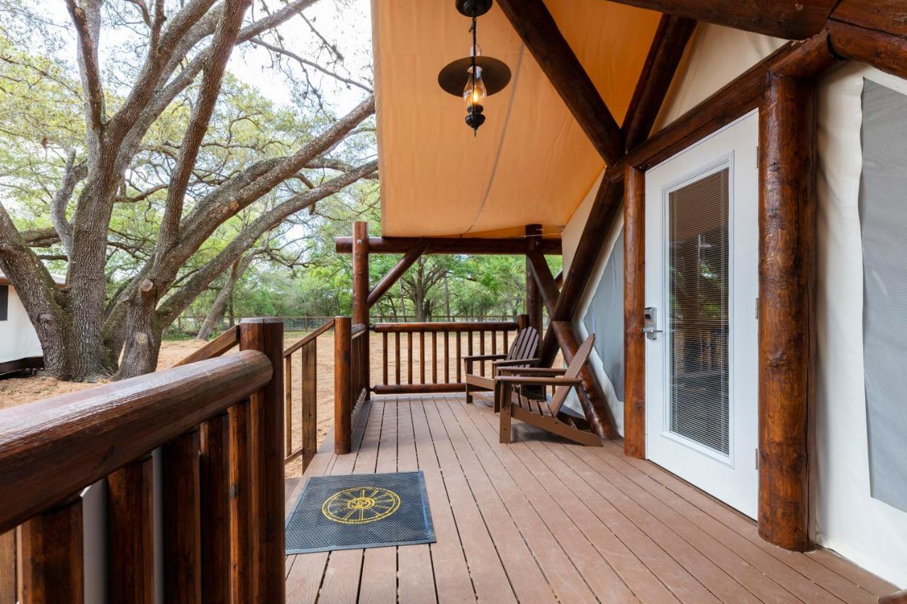 Westgate River Ranch Resort & Rodeo Exteriör bild
